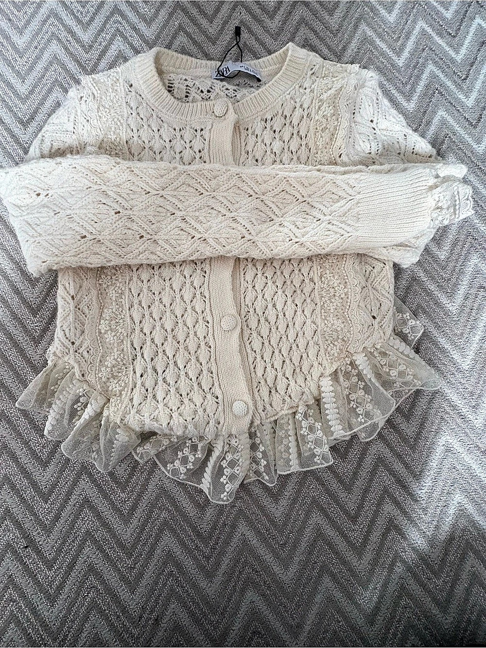 Zara Cream Knit Ruffle Cardigan - Picture 3 of 5